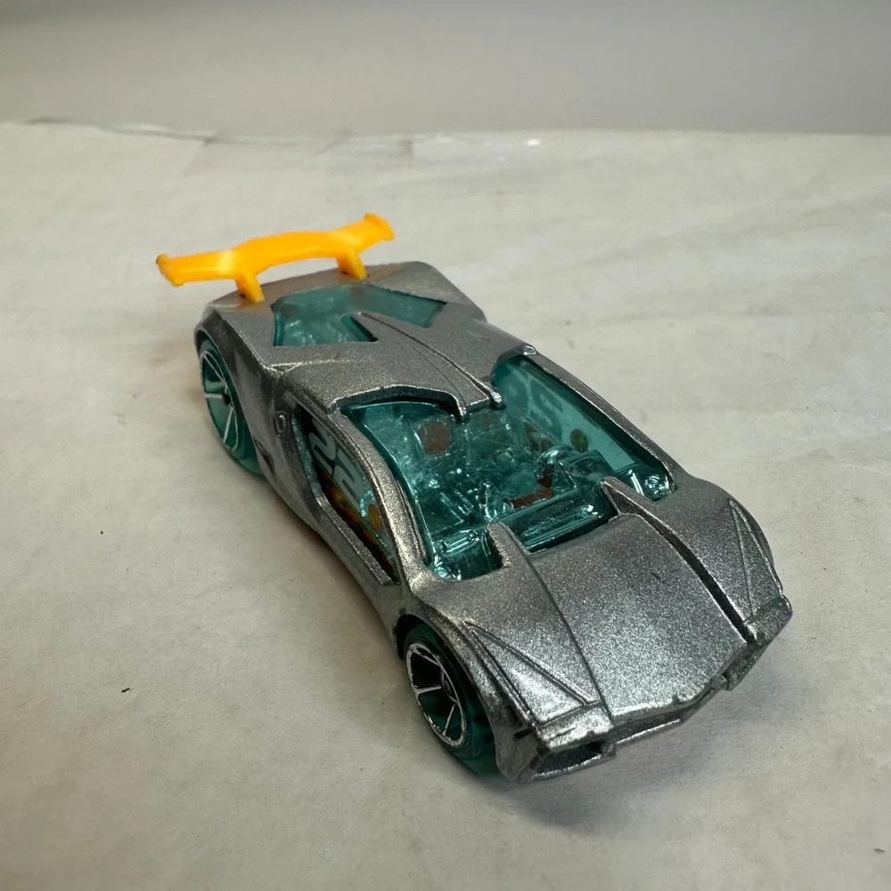 Hot‎ Wheels Impavido Custom Diecast Toy Car Silver Orange Spoiler Teal Wheels